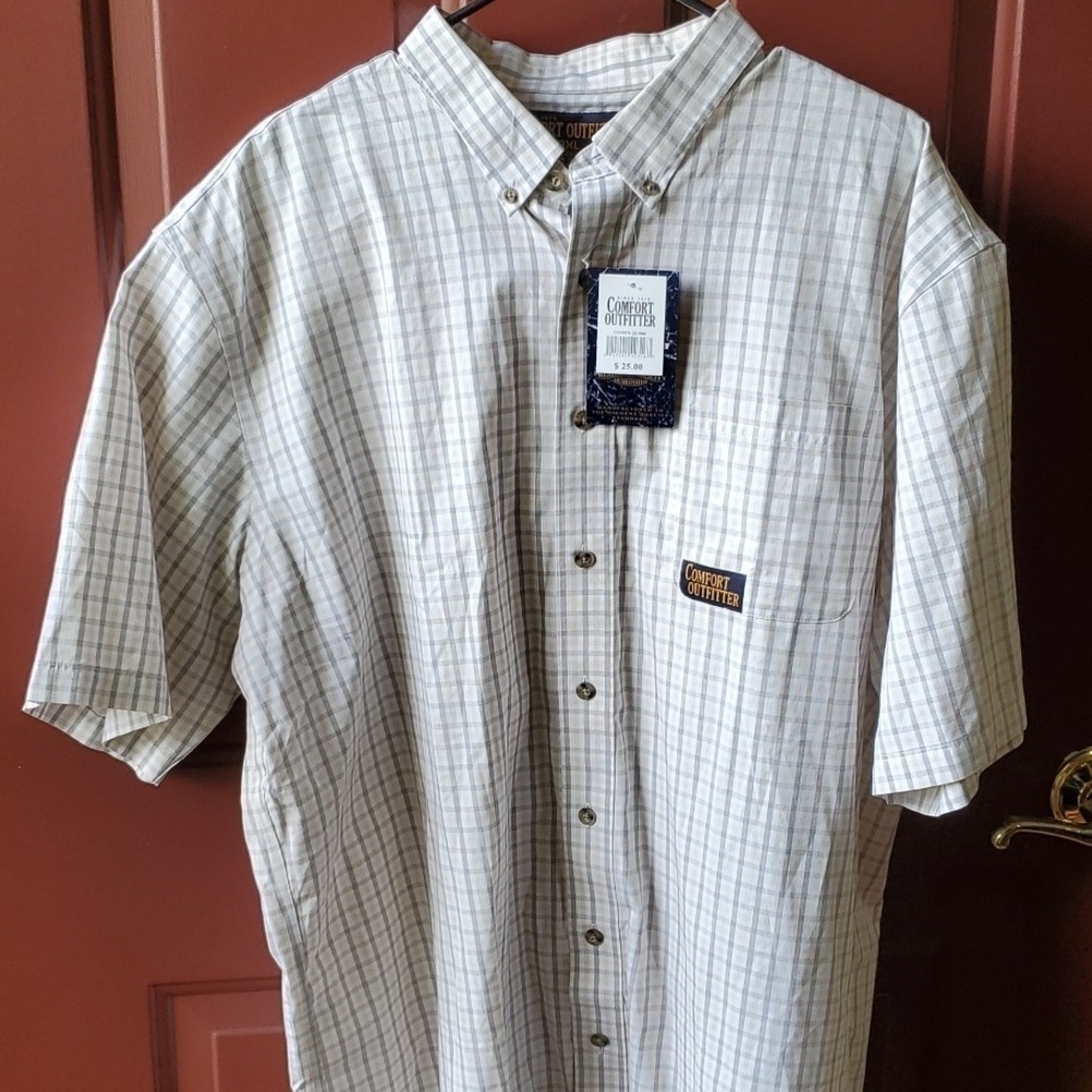 Comfort Outfitter NWT 3XL lt tan plaid SS button down shirt 25$ Retail